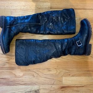 NWOT FRYE real leather and shearling boots